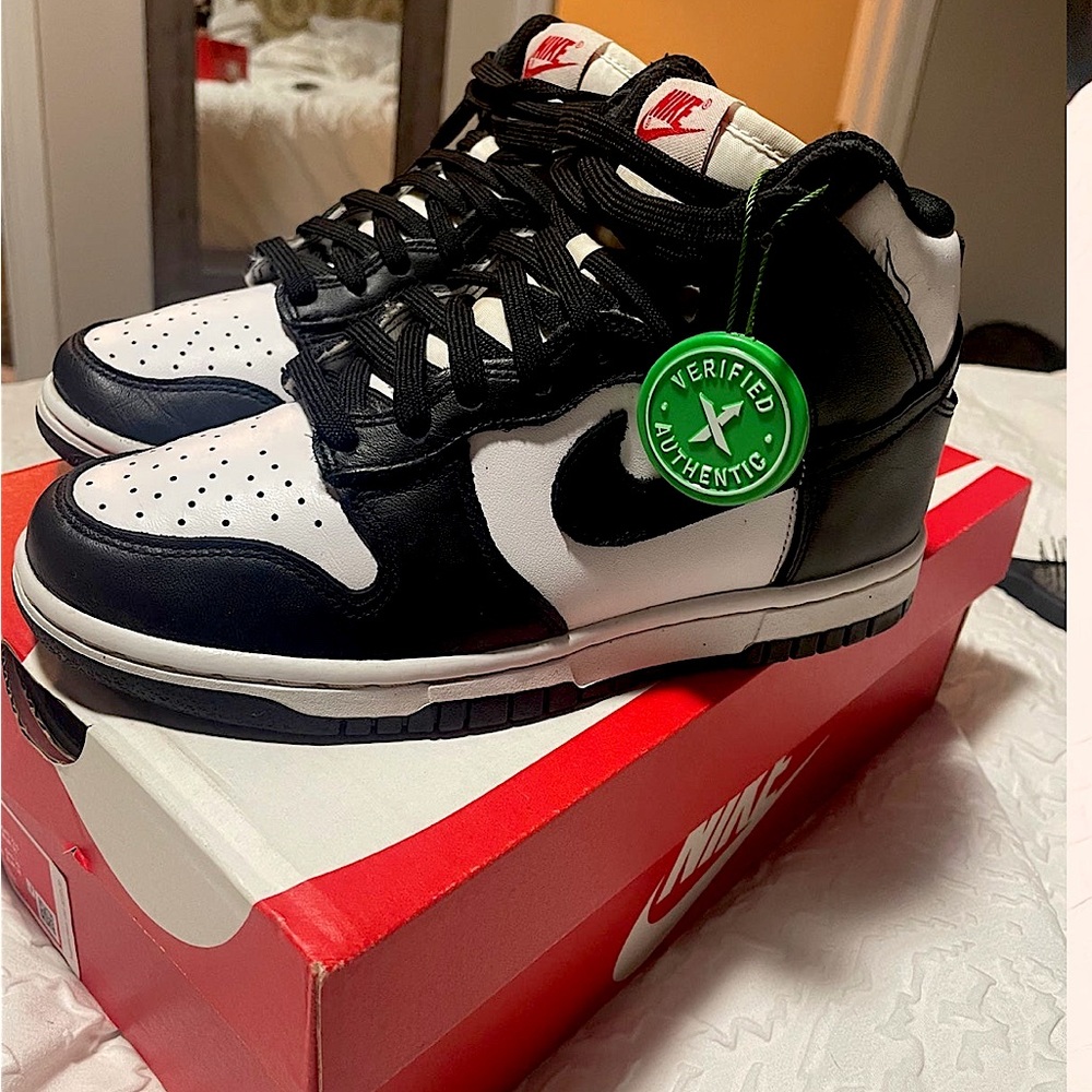 Youth 5.5 Air Force One Mid- like new